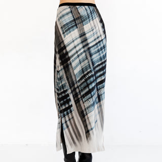 ICONIC go long for it skirt print
