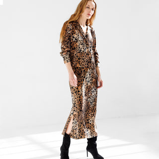 ICONIC go long for it skirt print