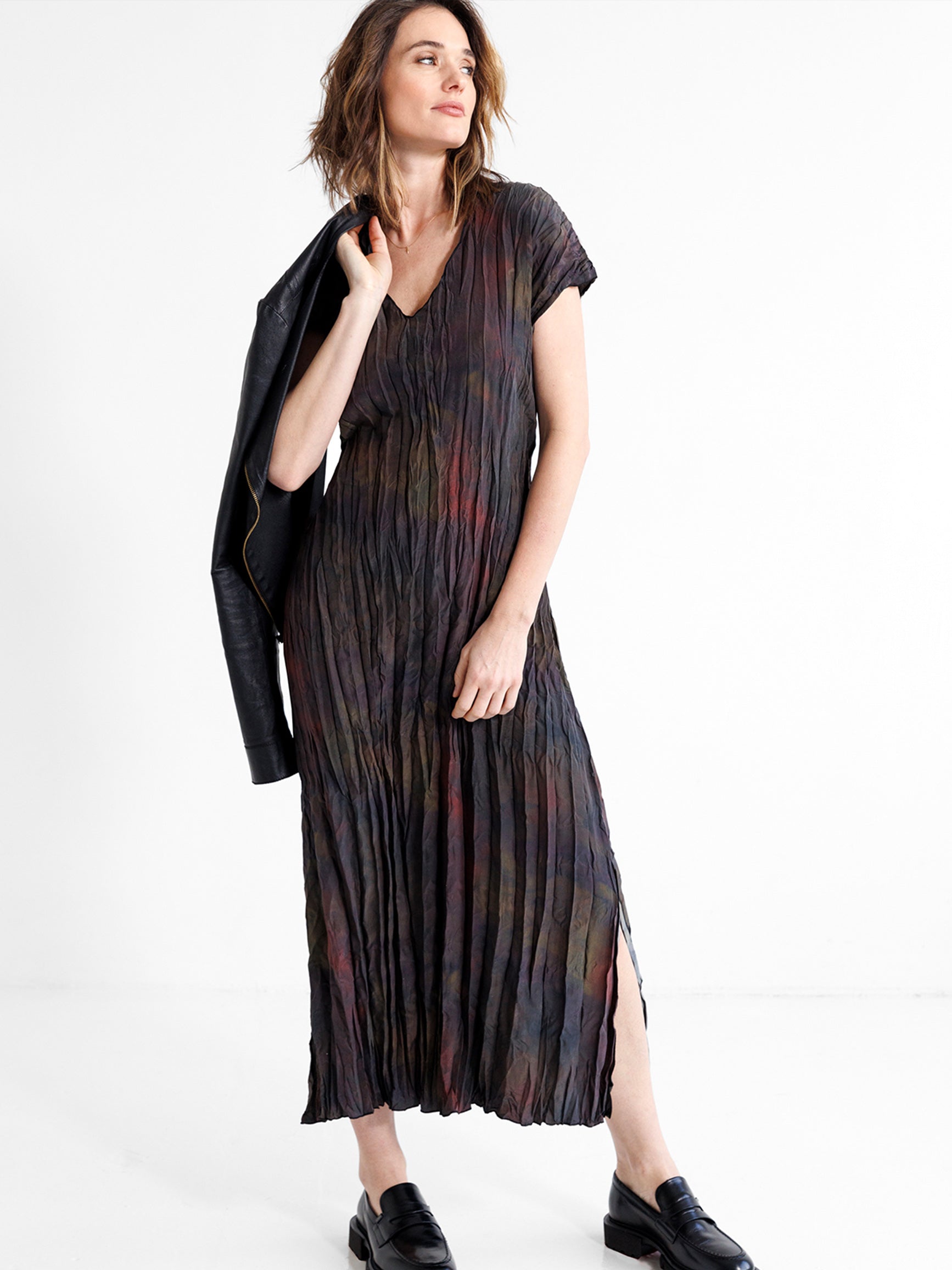 crinkle cut dress Ivory Plus Size Scattered Floral Balloon Sleeve Pleated Crinkle Cut Out Woven Maxi Dress