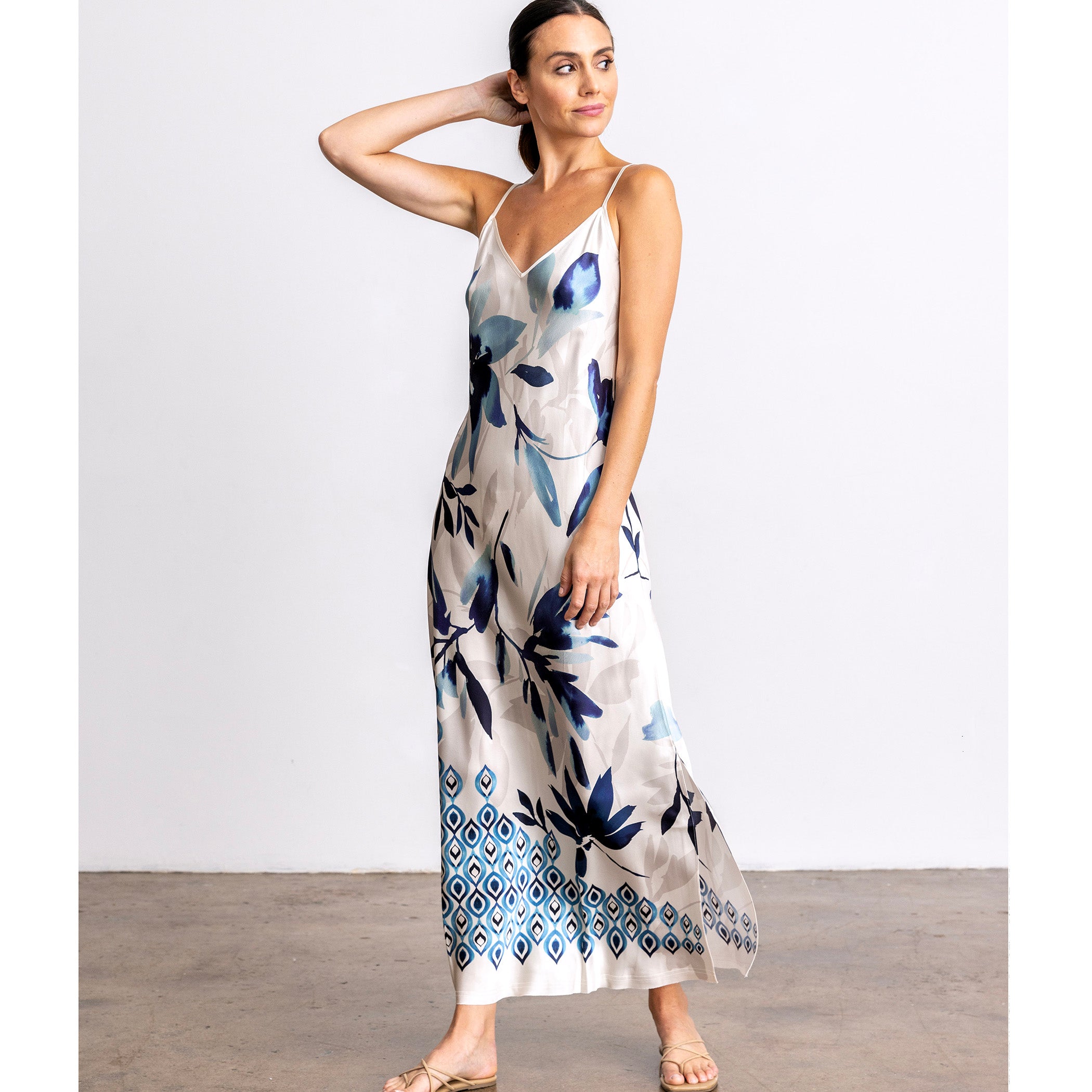 go longer slip dress Print Iris Geo Print / Large go longer slip dress Print Iris Geo Print / Large