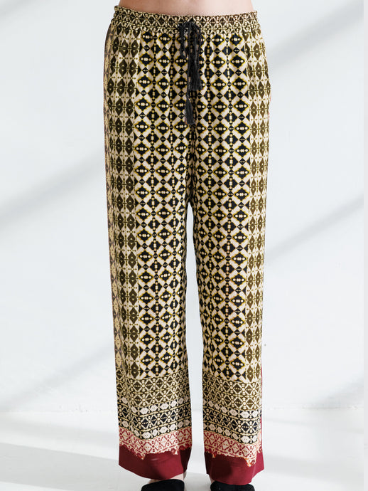 go wide angle pant print