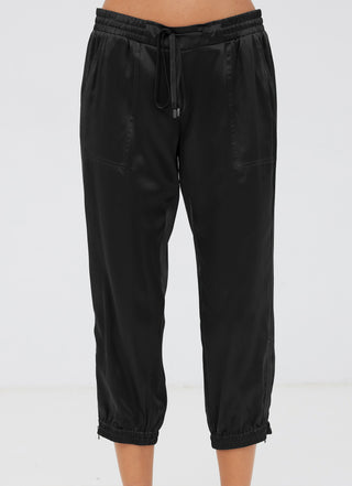 go luxe parachute capri pant