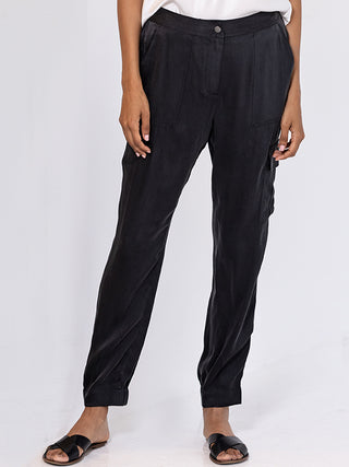 go luxe cargo hold pant