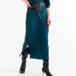 ICONIC go long for it skirt