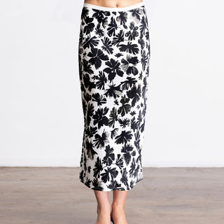 ICONIC go long for it skirt print