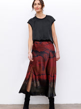 Load image into Gallery viewer, go slit the difference skirt print