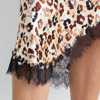 go lacey le skirt print