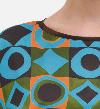 go on the edge top print