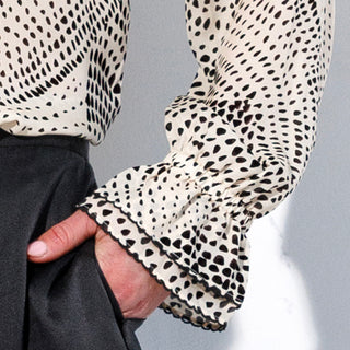 go picot'ing through top print