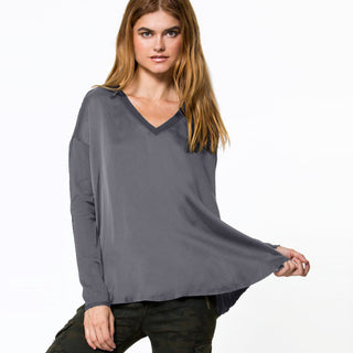 Sale Colors | ICONIC go tee vee top