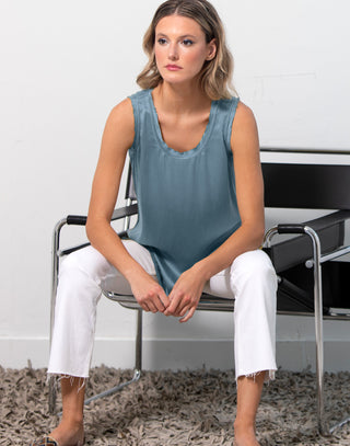 Sale Colors | ICONIC go> tee