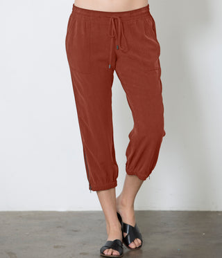 ICONIC go parachute capri pant