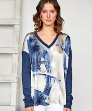 Load image into Gallery viewer, ICONIC go tee vee top print